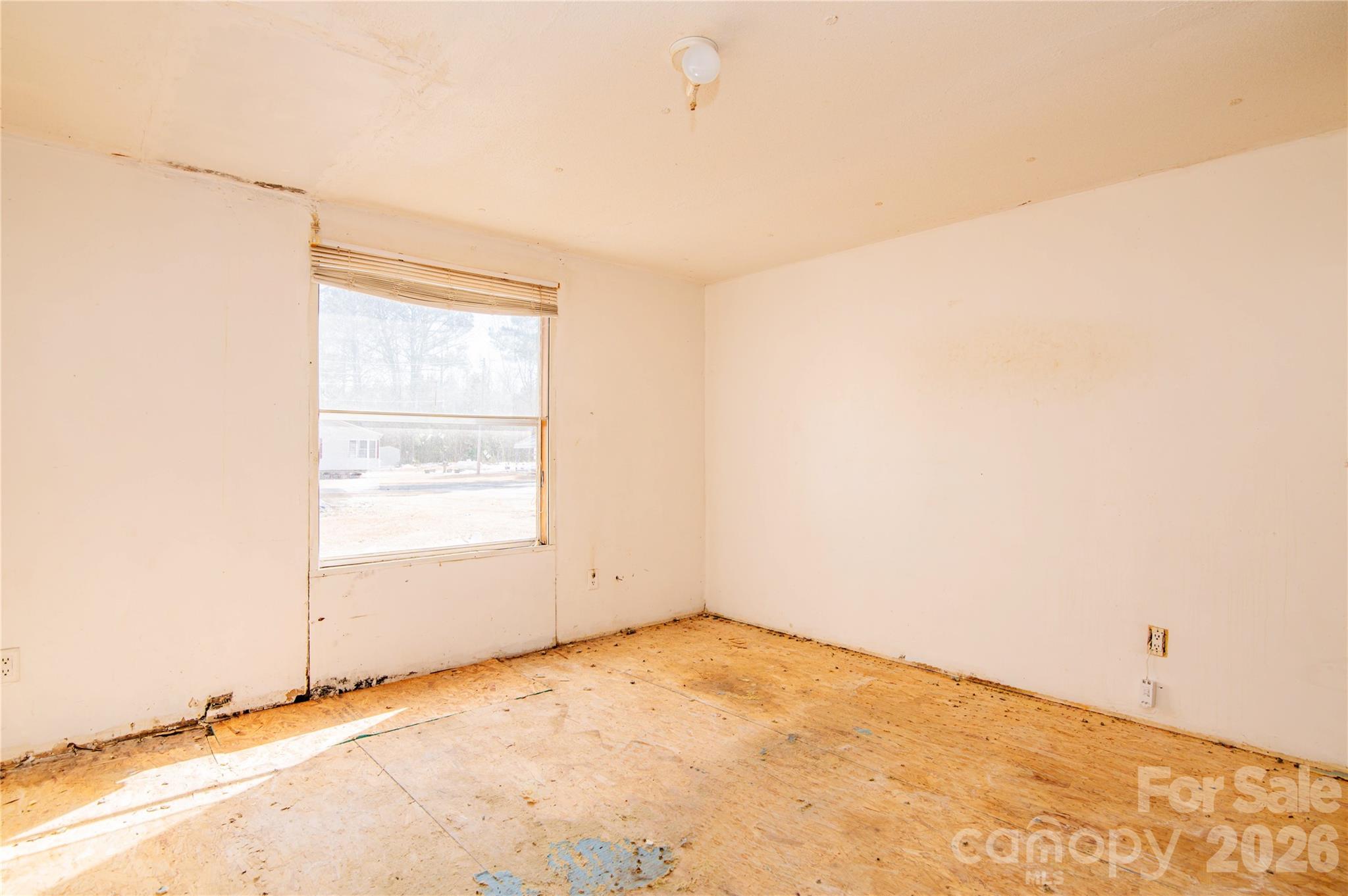 682 Grant Drive Roanoke Rapids NC 27870