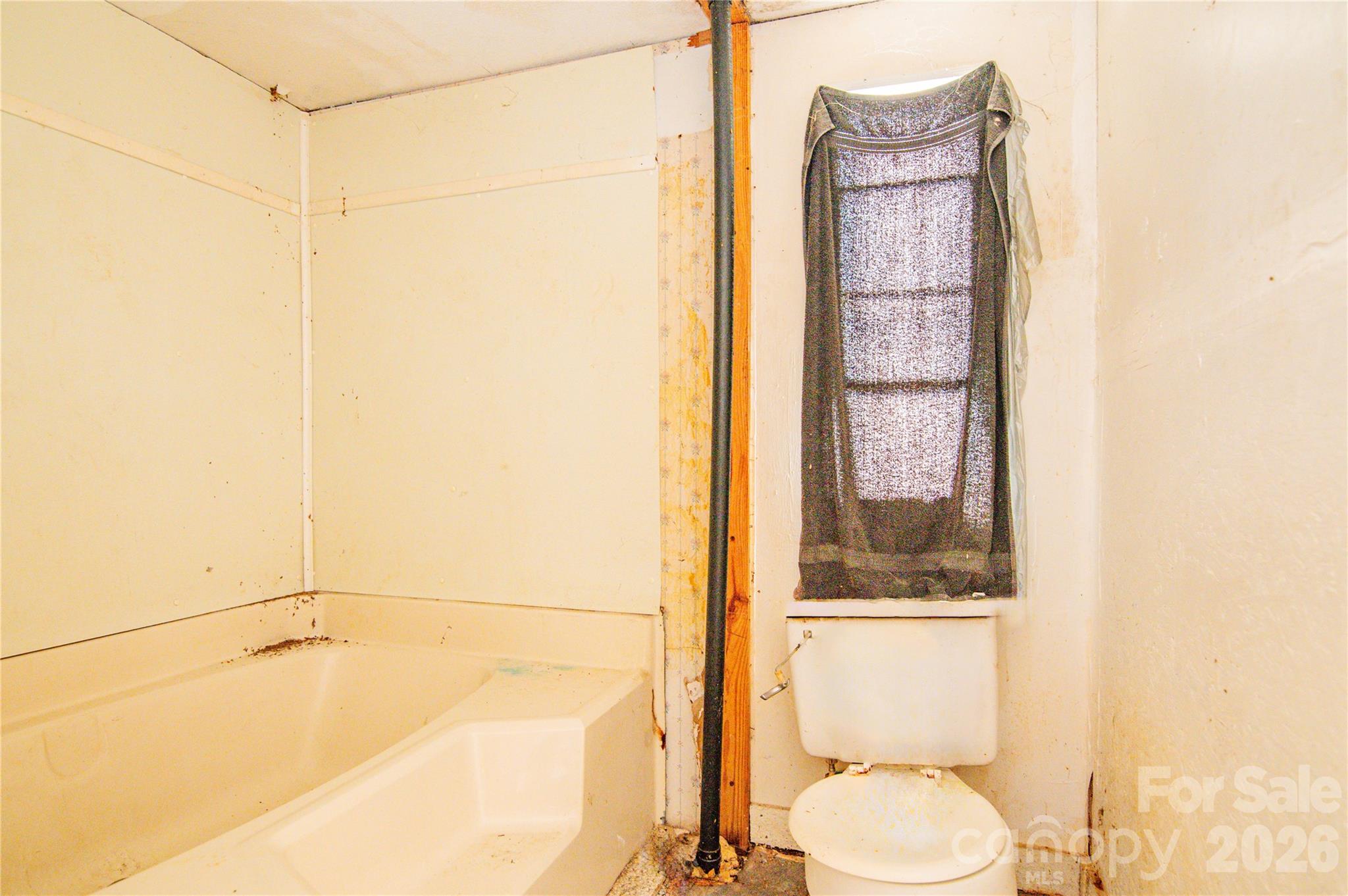 682 Grant Drive Roanoke Rapids NC 27870