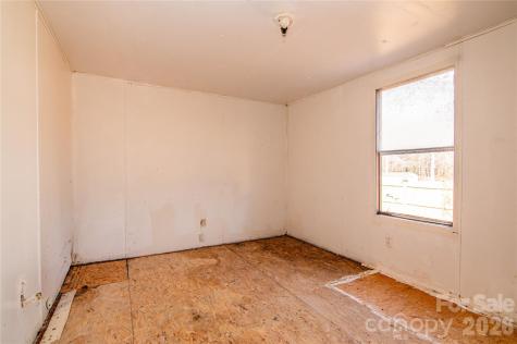 682 Grant Drive Roanoke Rapids NC 27870