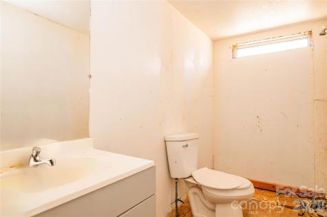 682 Grant Drive Roanoke Rapids NC 27870