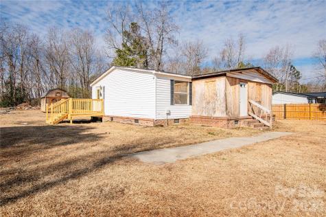 682 Grant Drive Roanoke Rapids NC 27870
