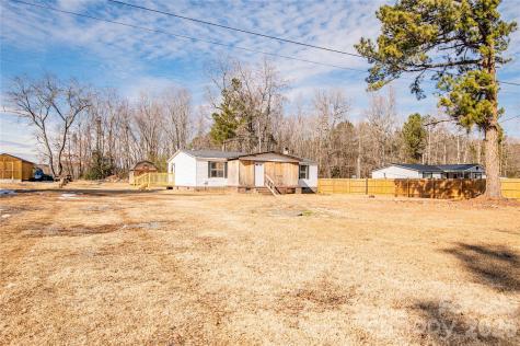 682 Grant Drive Roanoke Rapids NC 27870