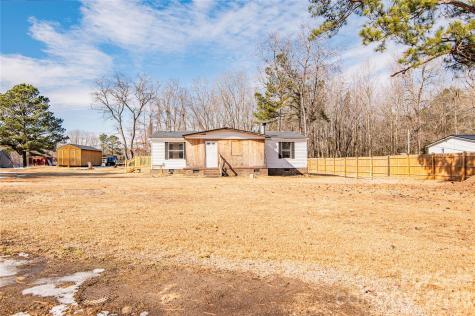 682 Grant Drive Roanoke Rapids NC 27870
