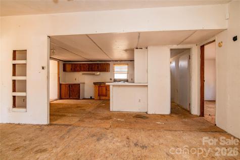 682 Grant Drive Roanoke Rapids NC 27870