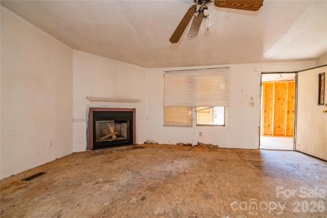 682 Grant Drive Roanoke Rapids NC 27870