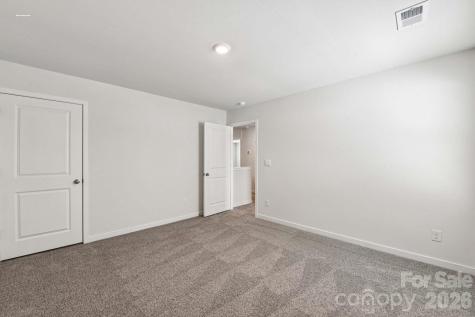 618 Dazzle Loop Newton NC 28658