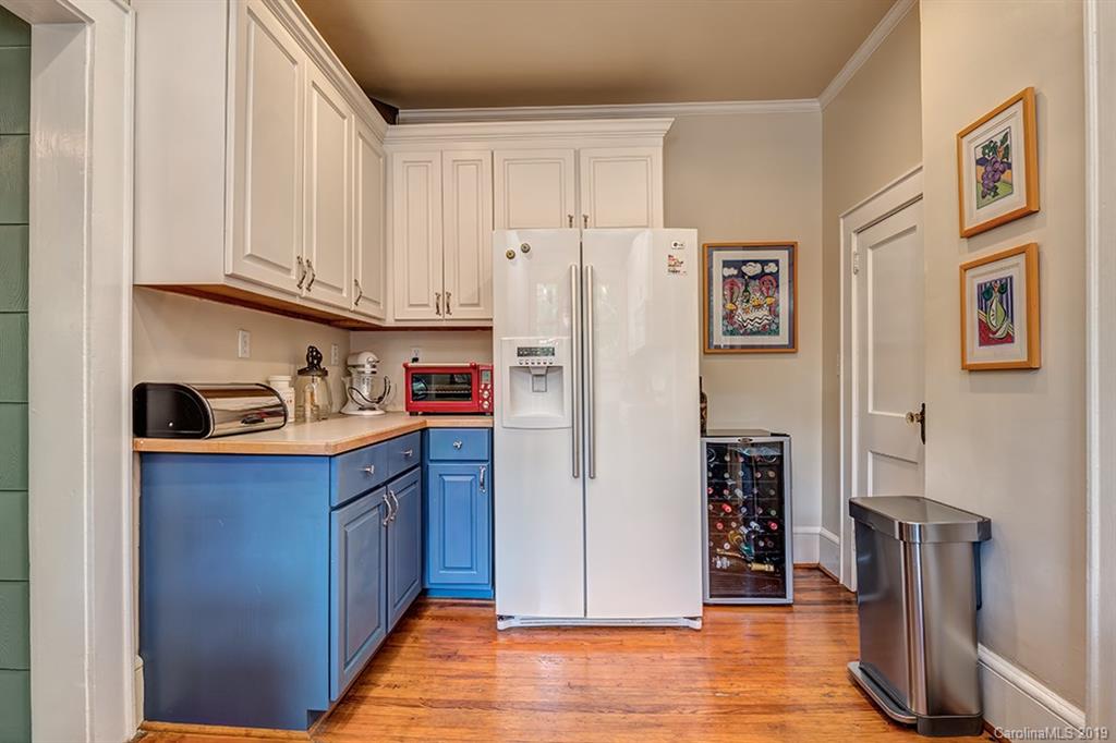 801 Hawthorne Lane Charlotte NC 28204