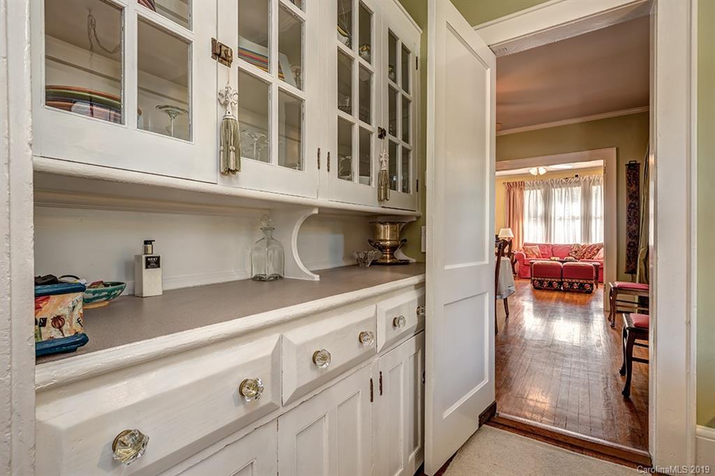 801 Hawthorne Lane Charlotte NC 28204