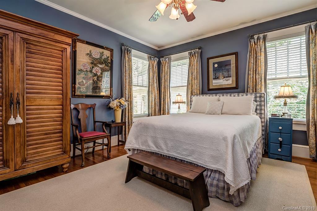 801 Hawthorne Lane Charlotte NC 28204
