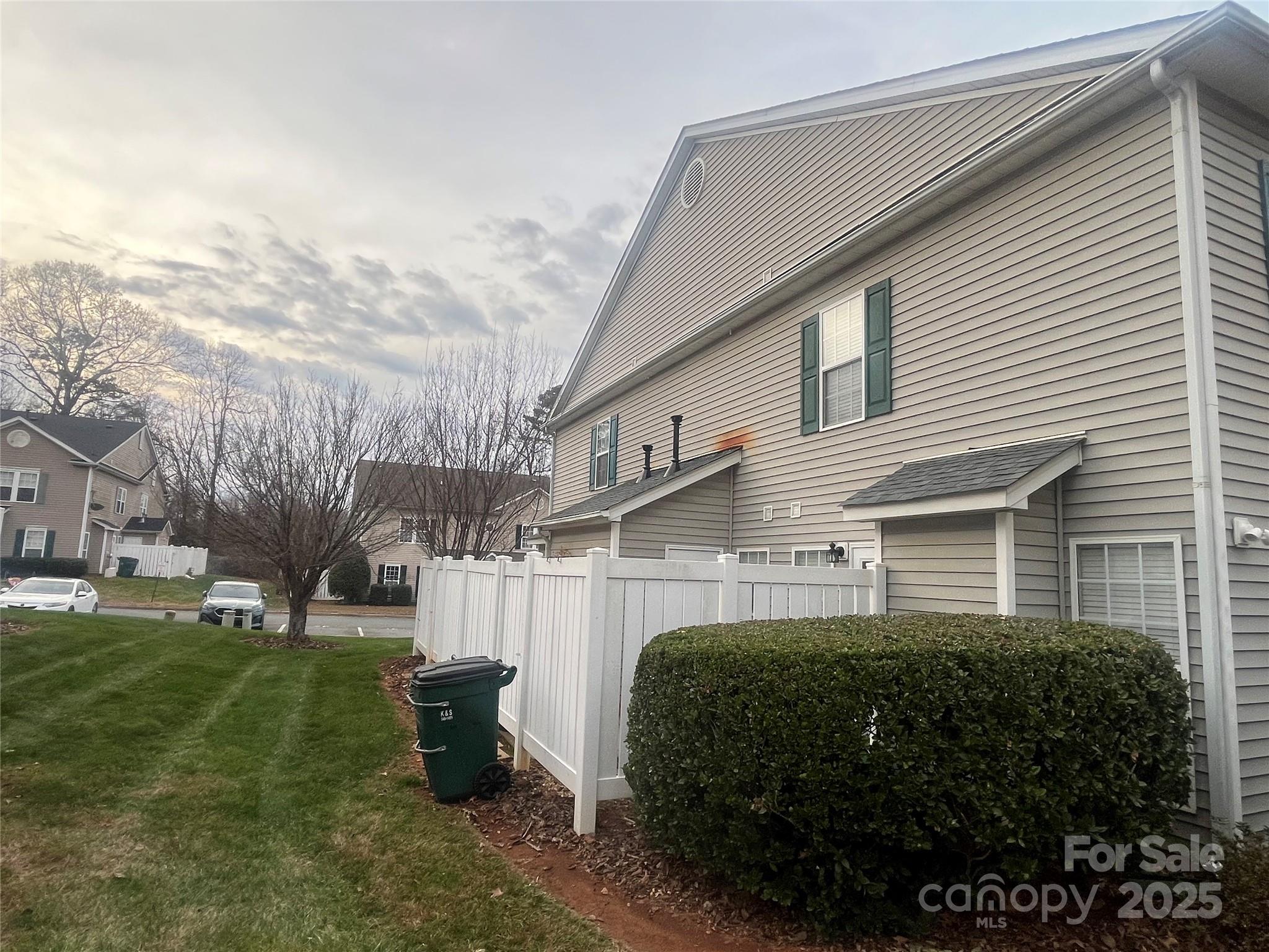 1830 Butterfly Lane Charlotte NC 28269