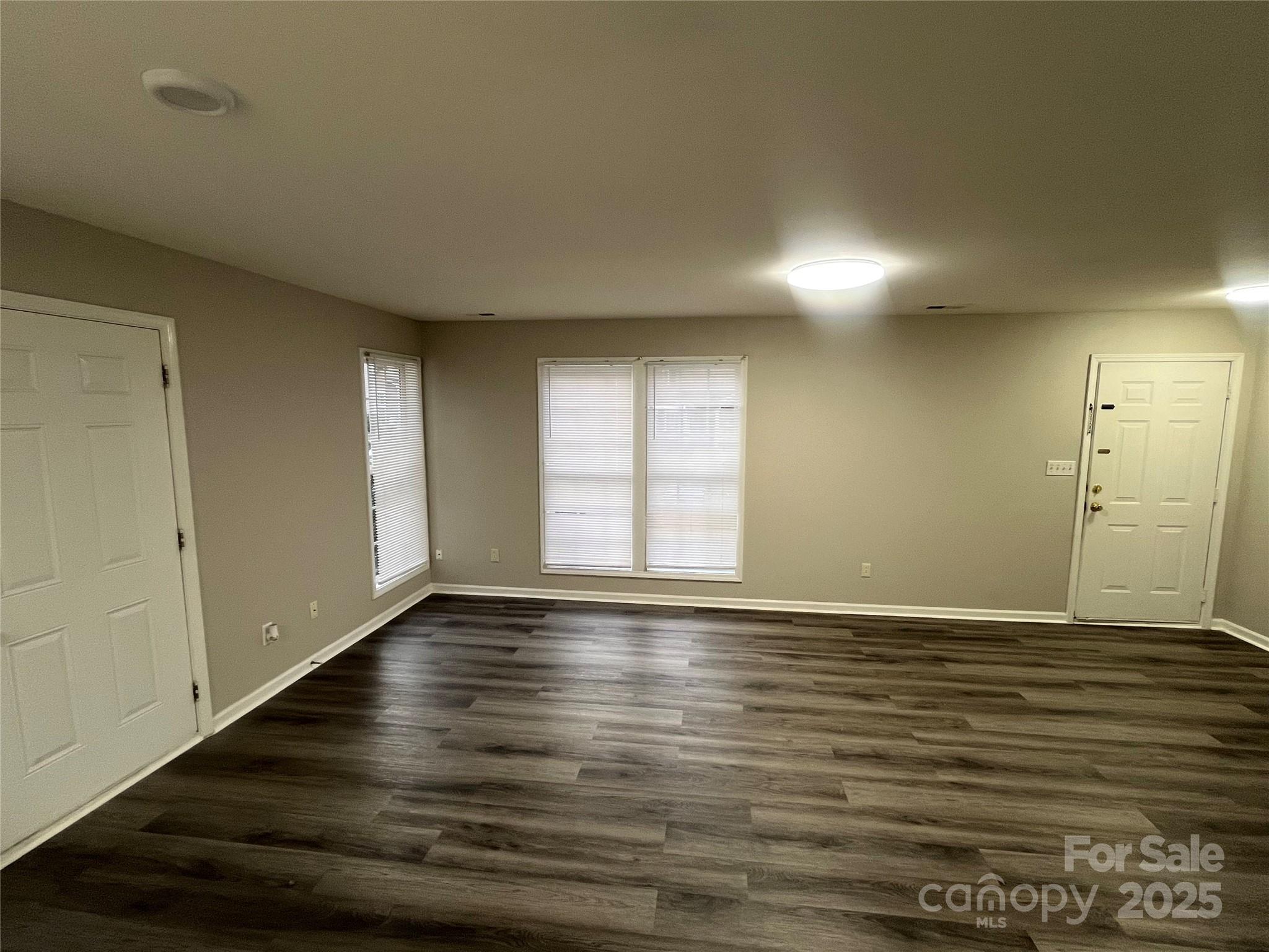 1830 Butterfly Lane Charlotte NC 28269