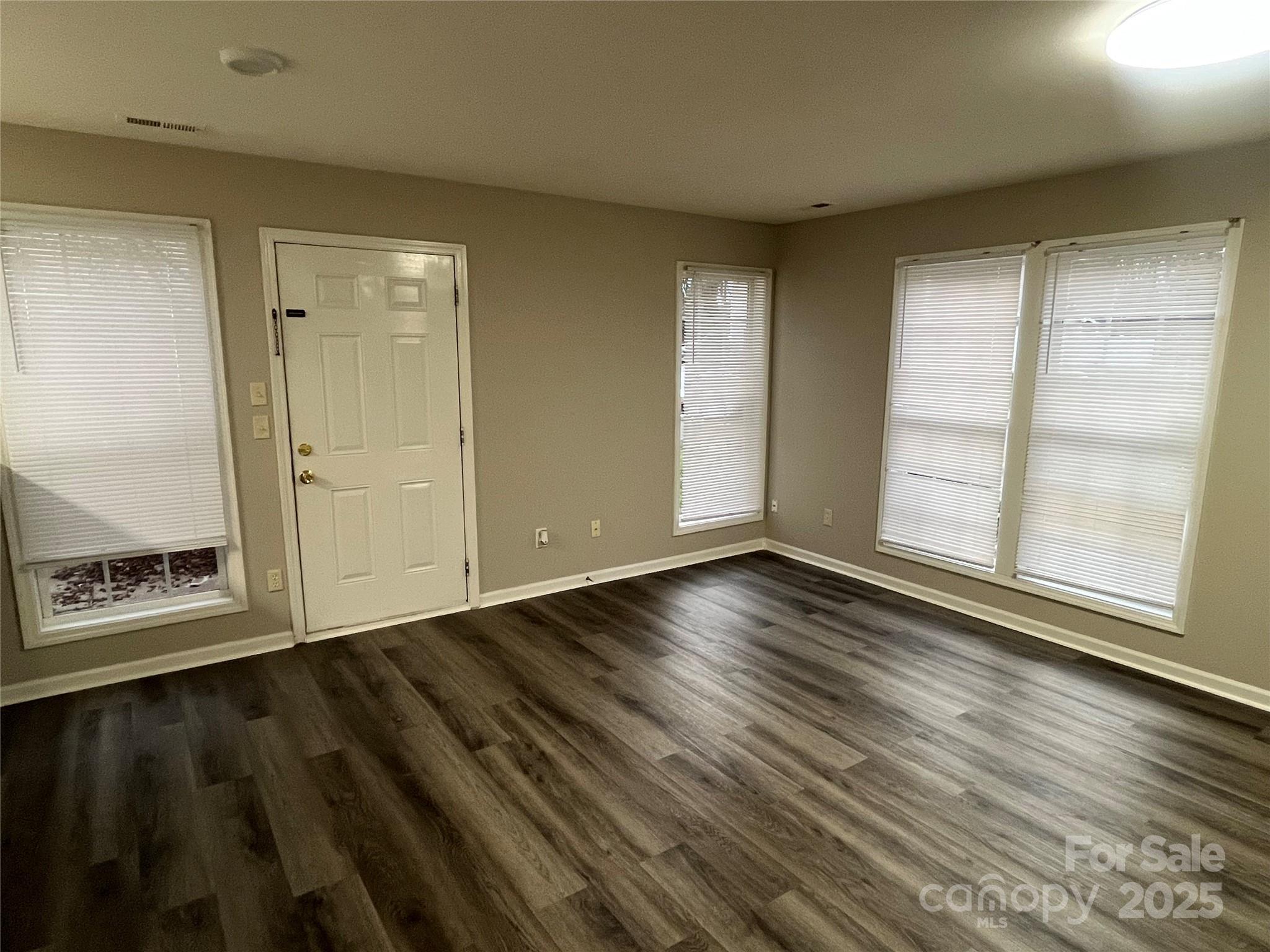 1830 Butterfly Lane Charlotte NC 28269