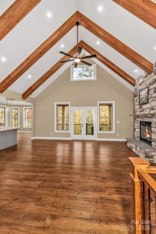 844 Settlers Trail Mars Hill NC 28754
