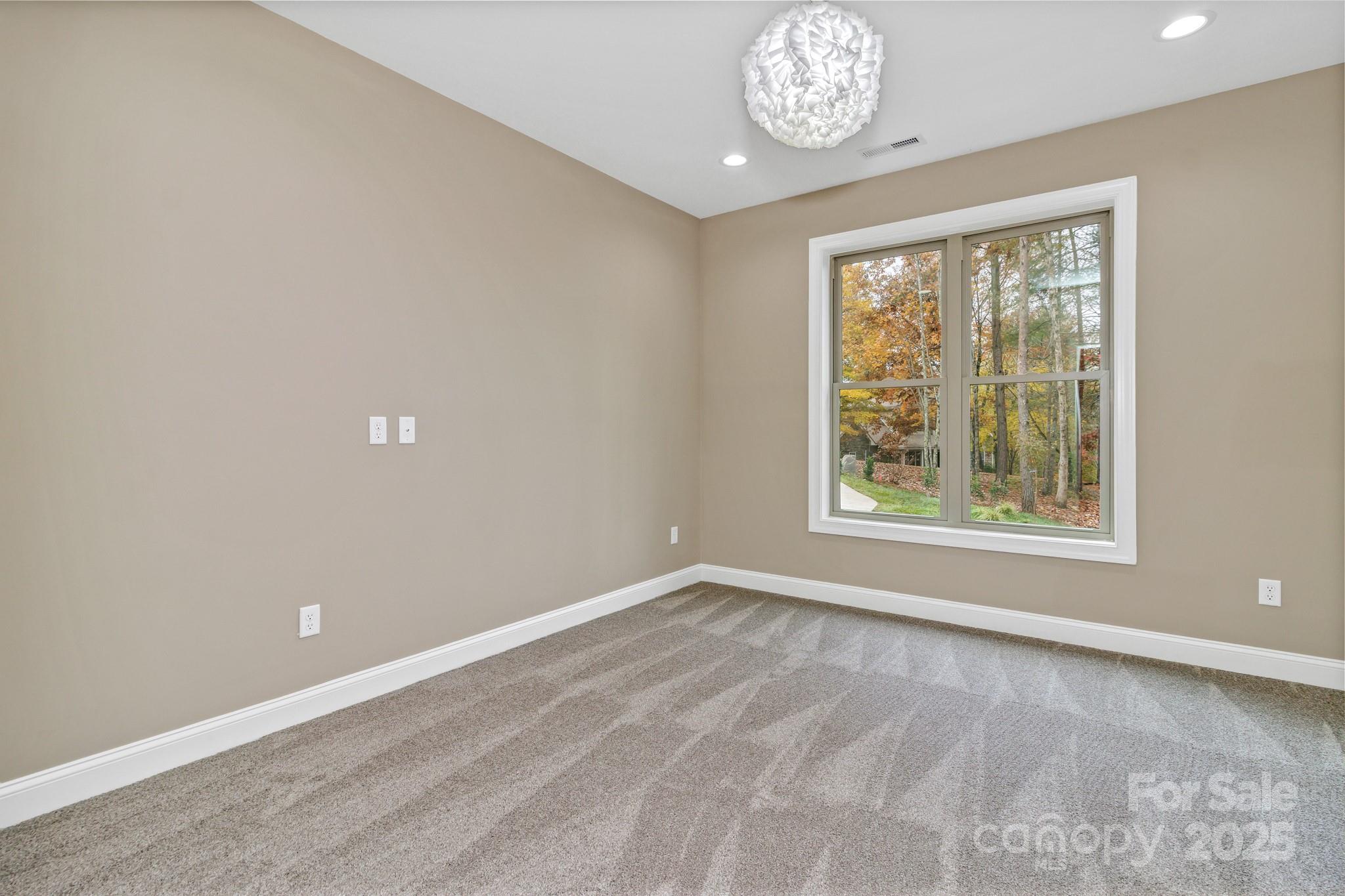 844 Settlers Trail Mars Hill NC 28754