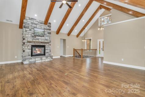 844 Settlers Trail Mars Hill NC 28754