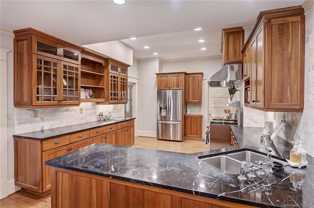 608 E Kingston Avenue Charlotte NC 28203
