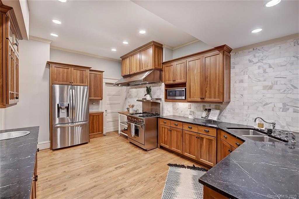 608 E Kingston Avenue Charlotte NC 28203