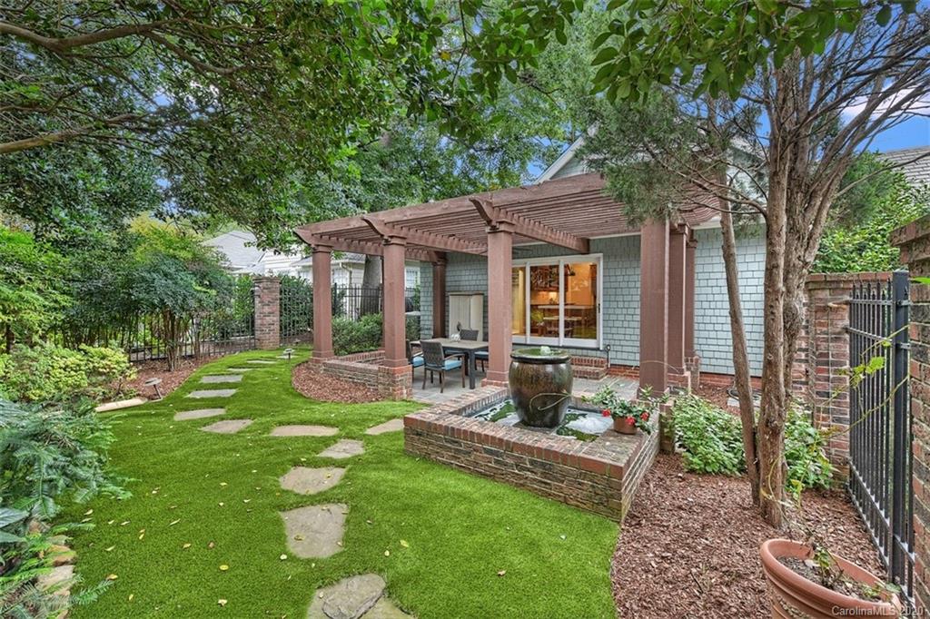 608 E Kingston Avenue Charlotte NC 28203