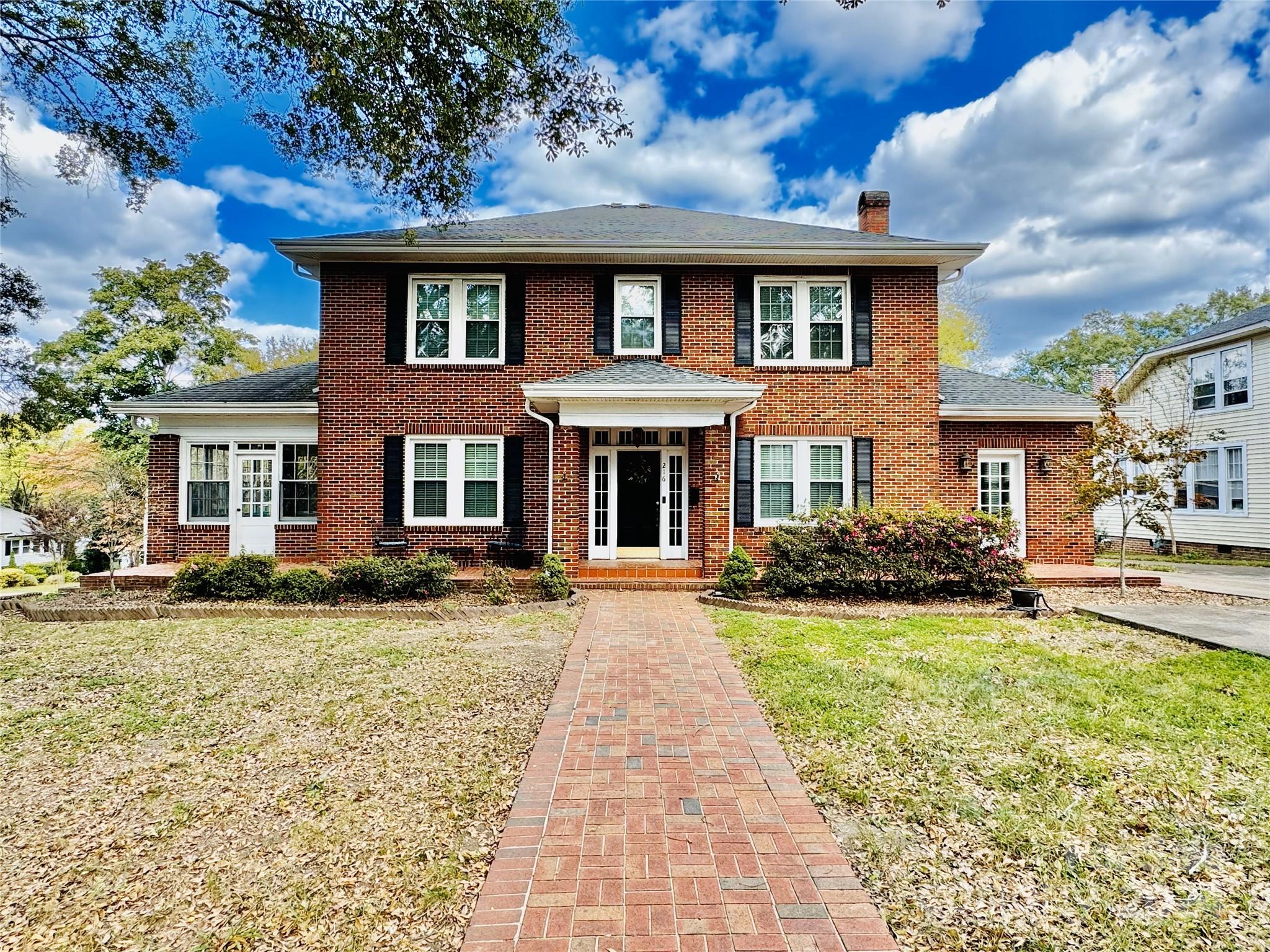 216 N High Street Lincolnton NC 28092