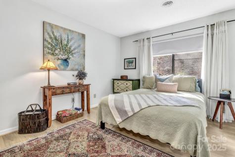 103 Cimarron Drive Asheville NC 28803