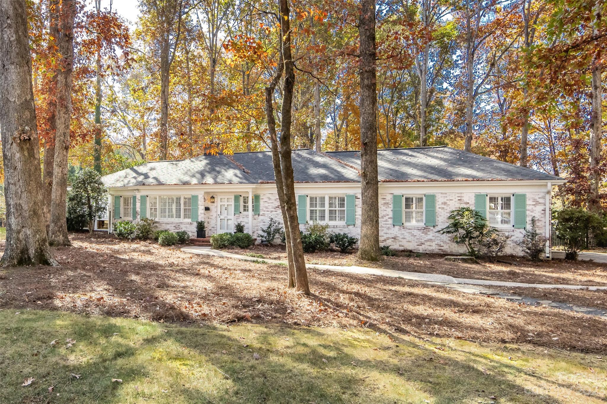 1201 Chandler Place Charlotte NC 28211