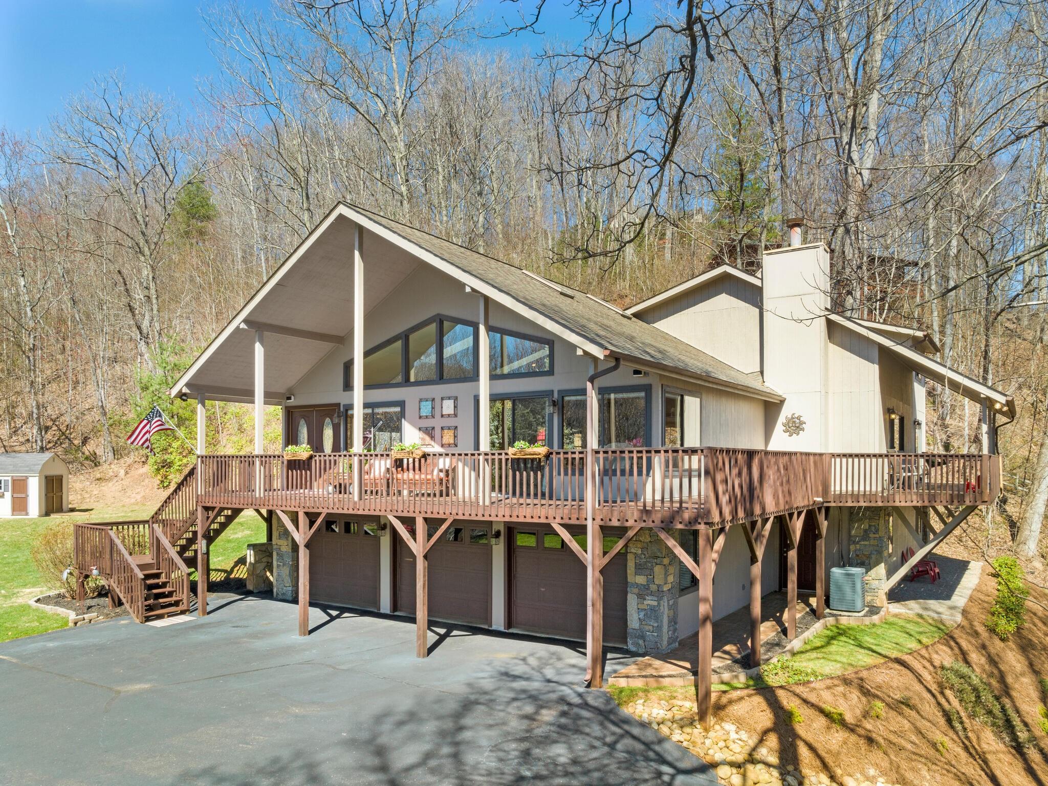 212 Nicholas Lane Maggie Valley NC 28751