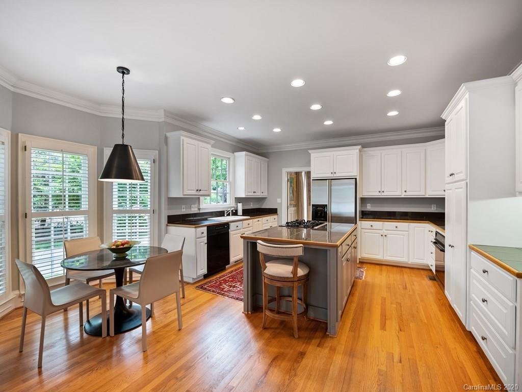 2440 Overhill Road Charlotte NC 28211