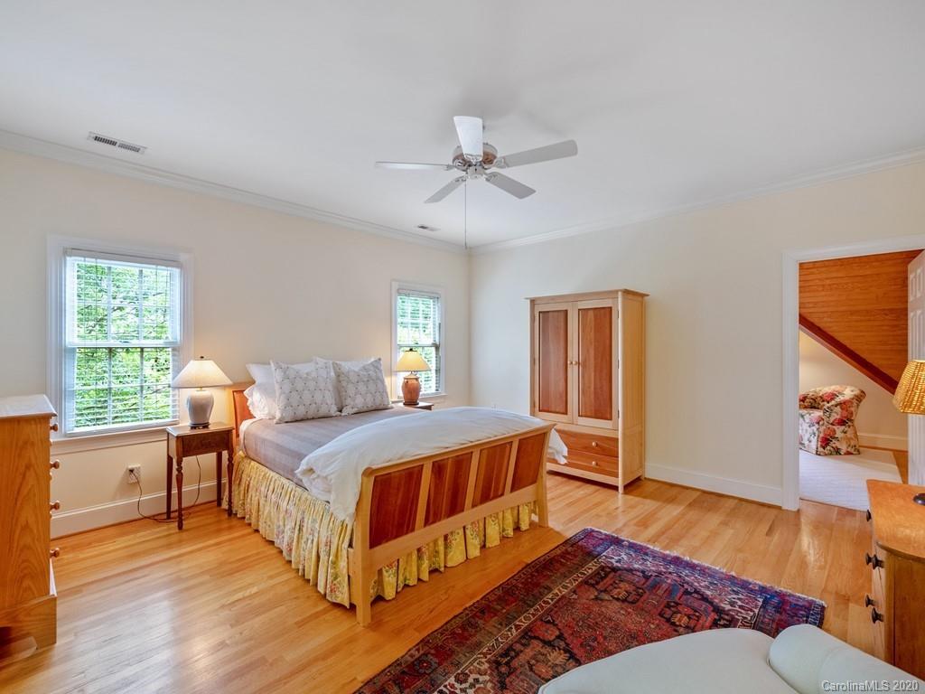 2440 Overhill Road Charlotte NC 28211