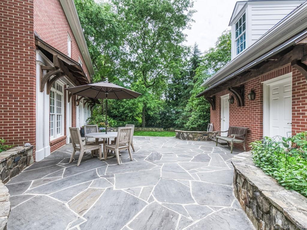 2440 Overhill Road Charlotte NC 28211