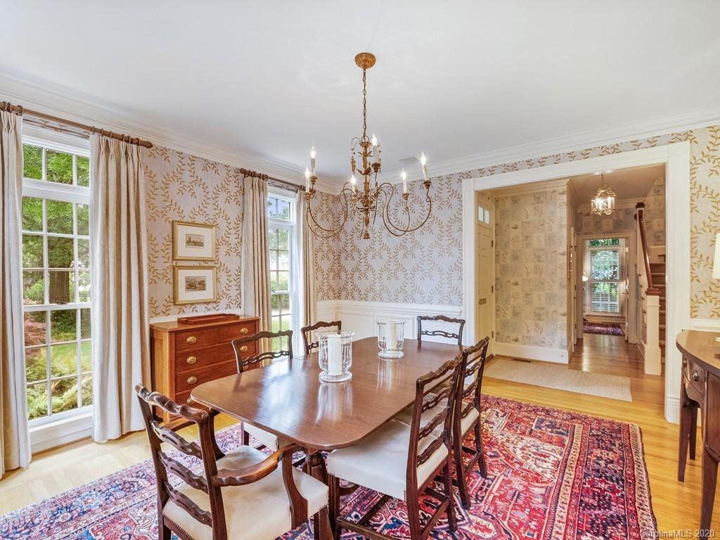 2440 Overhill Road Charlotte NC 28211