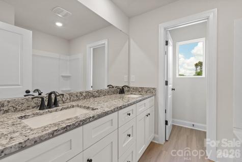 6513 Fairford Drive Charlotte NC 28215