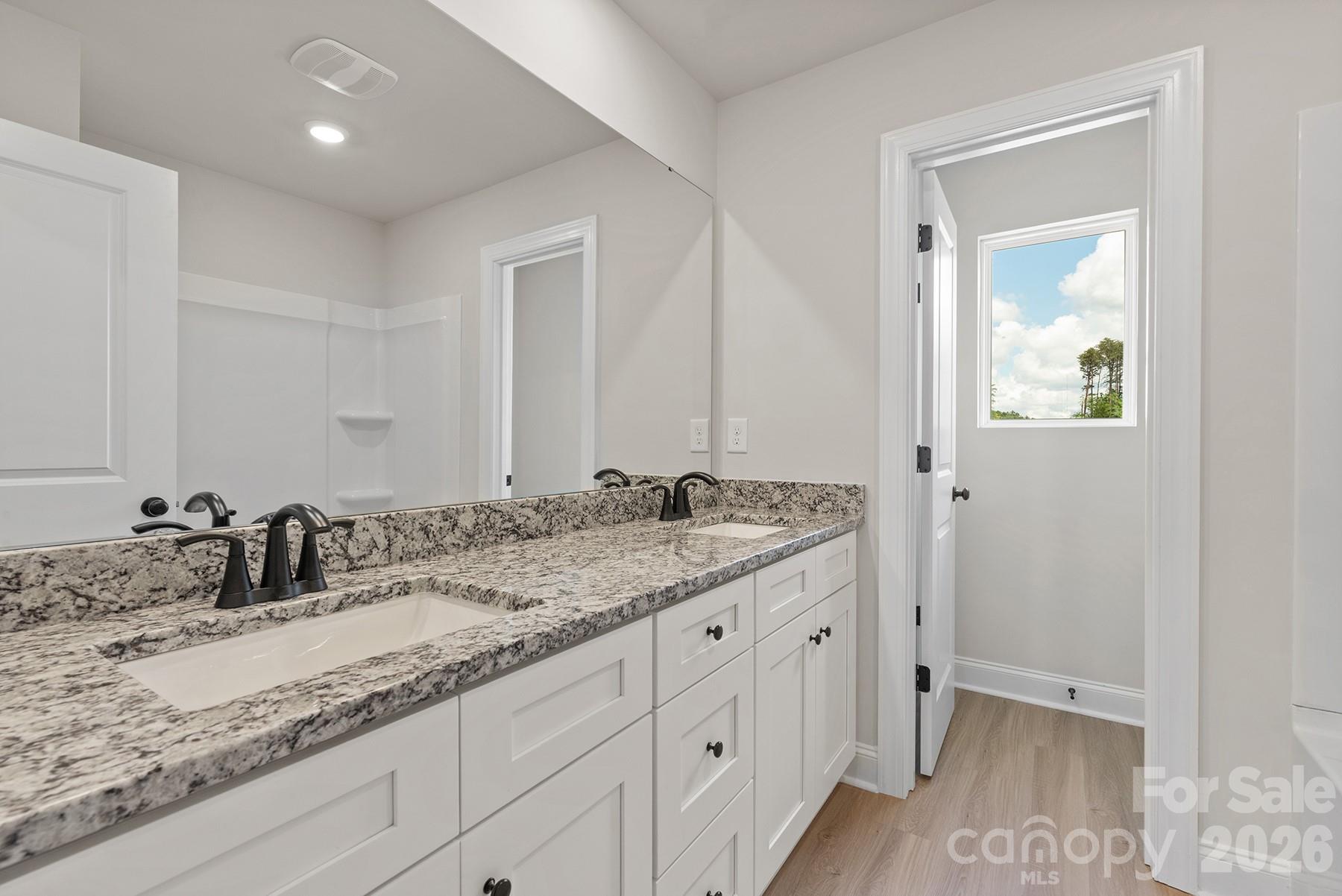 6513 Fairford Drive Charlotte NC 28215