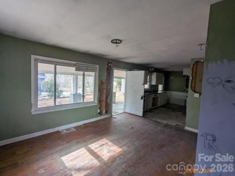 379 Oakview Park Road Asheville NC 28803