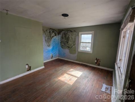 379 Oakview Park Road Asheville NC 28803