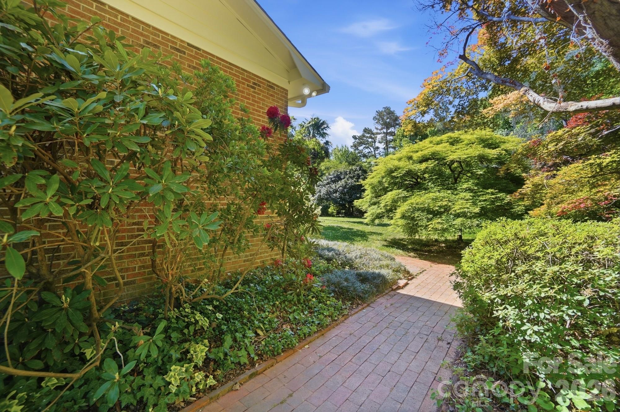 2814 Williams Road Matthews NC 28105