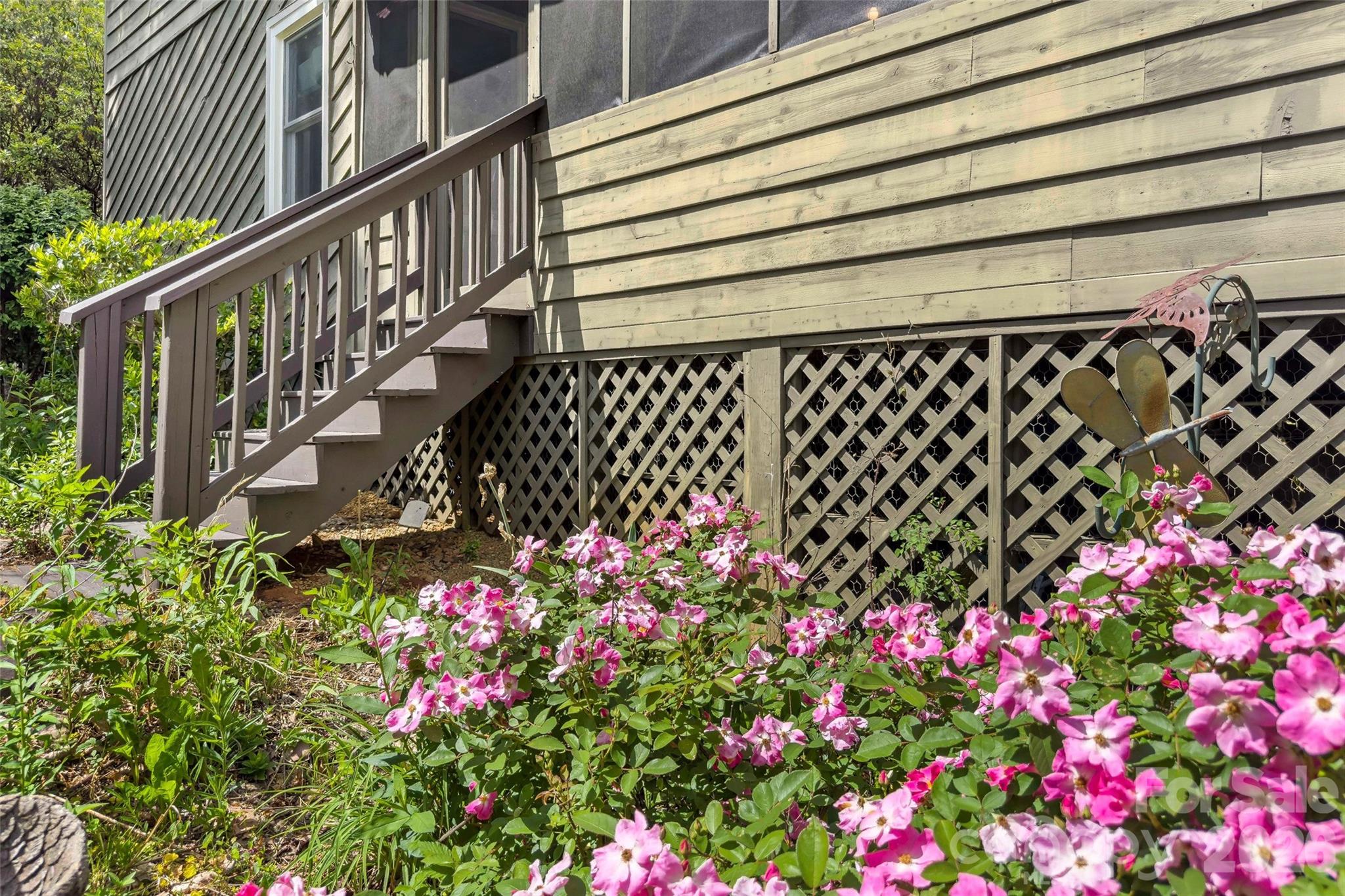 1795 Mckenzie Way N Old Fort NC 28762