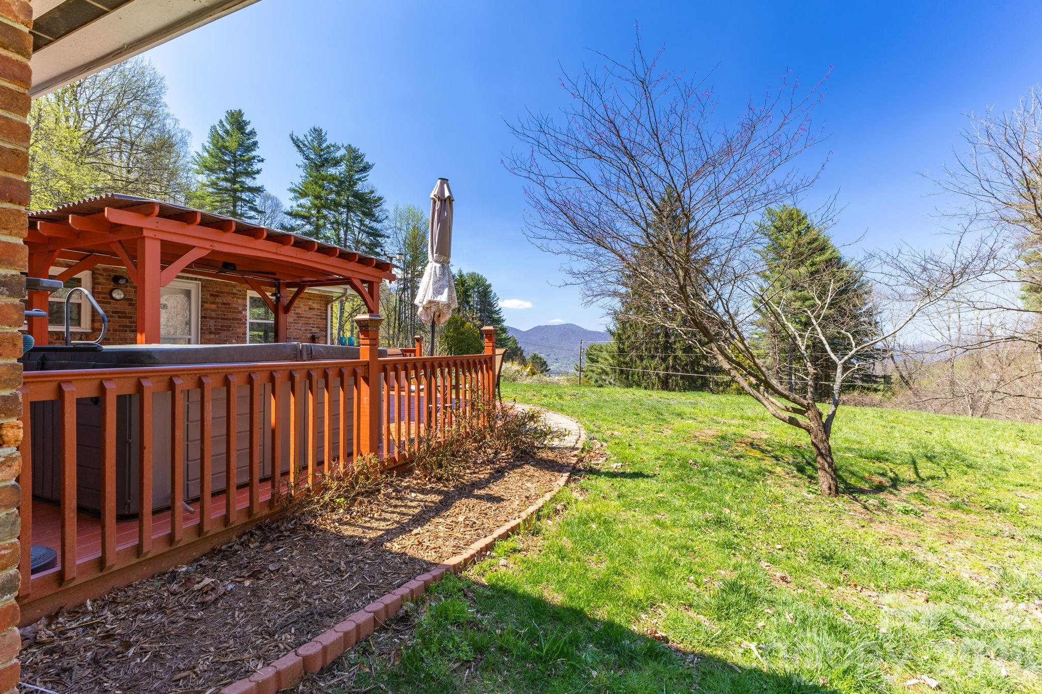 87 Rockwood Road Waynesville NC 28786
