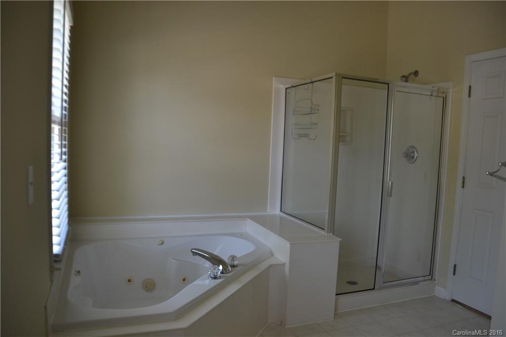 5100 Chestnut Knoll Lane Charlotte NC 28269