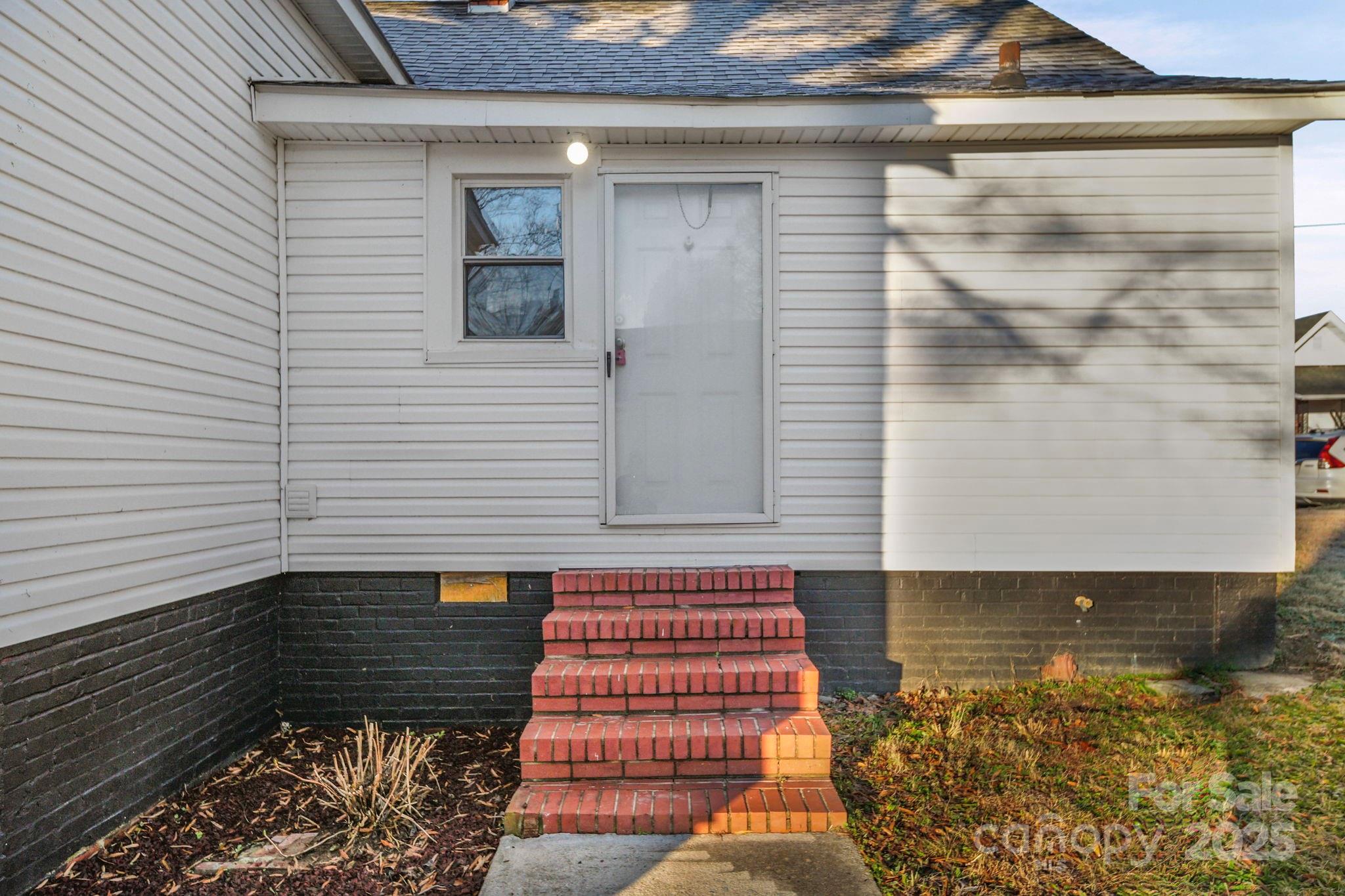 526 Graham Street Albemarle NC 28001