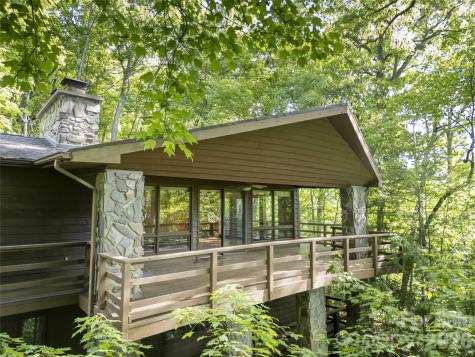 1126 Scenic Circle Waynesville NC 28786