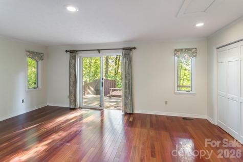 1126 Scenic Circle Waynesville NC 28786