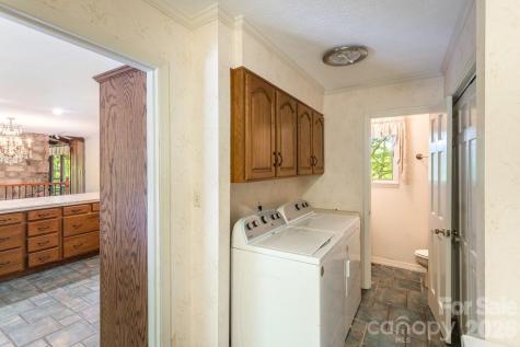 1126 Scenic Circle Waynesville NC 28786