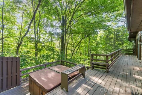 1126 Scenic Circle Waynesville NC 28786