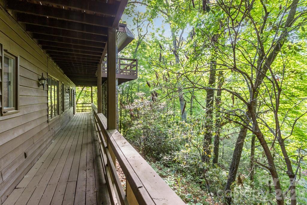 1126 Scenic Circle Waynesville NC 28786