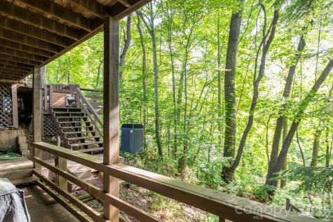 1126 Scenic Circle Waynesville NC 28786