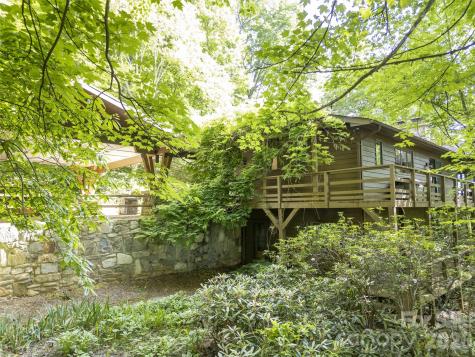 1126 Scenic Circle Waynesville NC 28786
