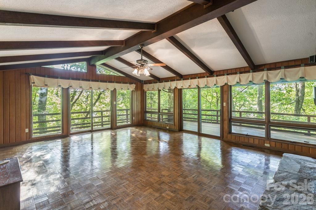 1126 Scenic Circle Waynesville NC 28786