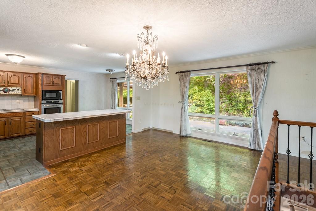 1126 Scenic Circle Waynesville NC 28786