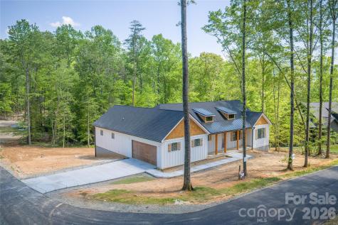 20 Nature Walk Lane Hendersonville NC 28739
