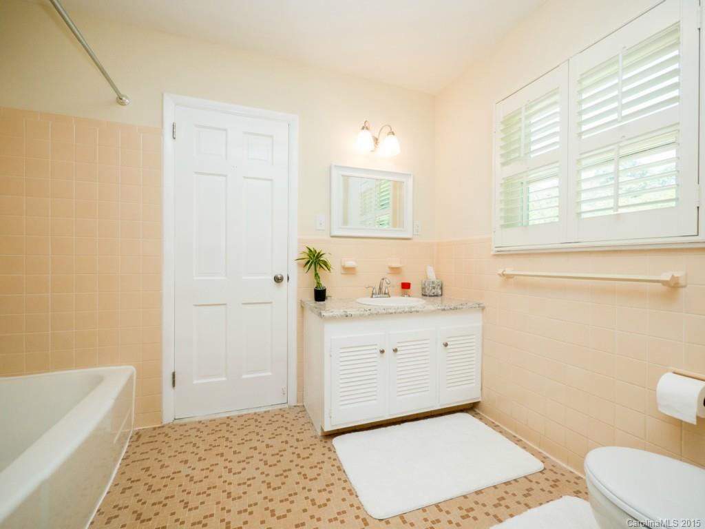625 Brackenbury Lane Charlotte NC 28270